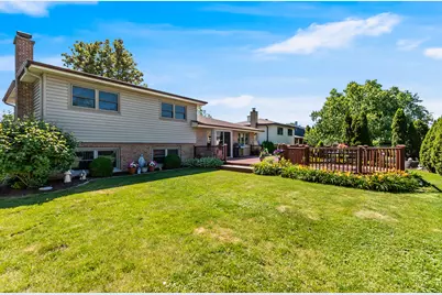 7706 Hayenga Lane, Darien, IL 60561 - Photo 20