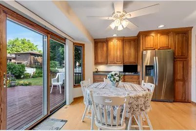 7706 Hayenga Lane, Darien, IL 60561 - Photo 6