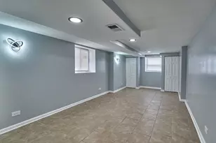 1452 W 71st St, Chicago, IL 60636 - Photo 20