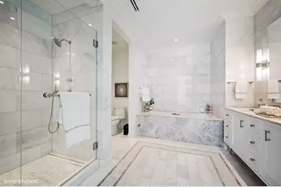 435 N Michigan Avenue #701, Chicago, IL 60611 - Photo 16