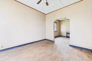4734 S Racine Ave, Chicago, IL 60609 - Photo 4