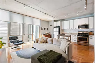 659 W Randolph St, Chicago, IL 60661 - Photo 2