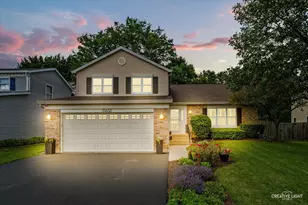 5S652 Hummingbird Ln, Naperville, IL 60540 - Photo 2