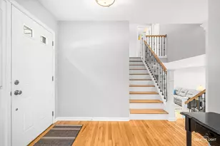 5S652 Hummingbird Ln, Naperville, IL 60540 - Photo 6