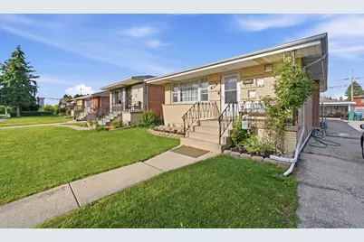 7825 Laporte Avenue, Burbank, IL 60459 - Photo 1