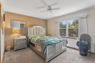 1938 N Jackson St, Waukegan, IL 60087 - Photo 10