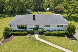 1598 Lake Holiday Dr, Lake Holiday, IL 60548 - Photo 1