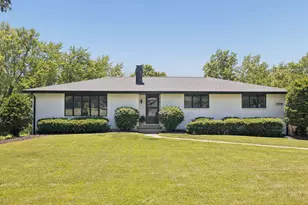 1598 Lake Holiday Dr, Lake Holiday, IL 60548 - Photo 6
