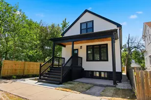 11436 S Yale Ave, Chicago, IL 60628 - Photo 2