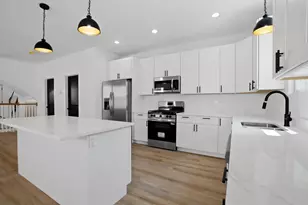 11436 S Yale Ave, Chicago, IL 60628 - Photo 8