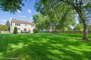 2401 Stonybrook St, Wauconda, IL 60084 - Photo 20