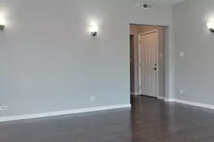 2525 E 72nd Pl, Chicago, IL 60649 - Photo 14