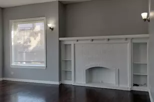 2525 E 72nd Pl, Chicago, IL 60649 - Photo 2