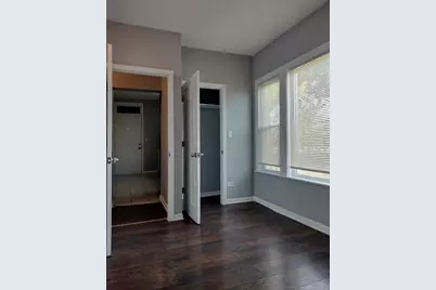 2525 E 72nd Place #2, Chicago, IL 60649 - Photo 12