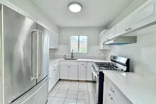 2540 W Jerome St, Chicago, IL 60645 - Photo 10