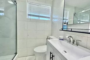 2540 W Jerome St, Chicago, IL 60645 - Photo 20