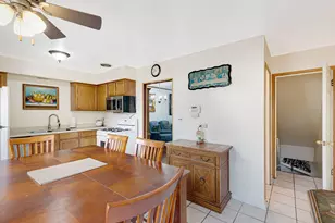 1727 W Estes Ave, Chicago, IL 60626 - Photo 6