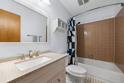 281 Tyler Court, Libertyville, IL 60048 - Photo 20