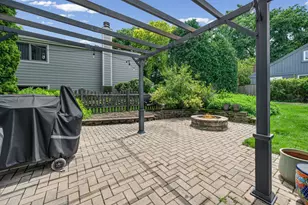 281 Tyler Ct, Libertyville, IL 60048 - Photo 28