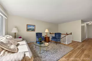 N385 Silverleaf Blvd, Wheaton, IL 60187 - Photo 8