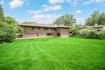 3620 Douglas Road, Downers Grove, IL 60515 - Photo 18
