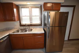 451 Marion Ave, Aurora, IL 60505 - Photo 20
