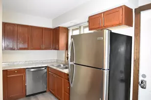 451 Marion Ave, Aurora, IL 60505 - Photo 18