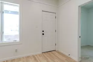 7 Lincoln St, Harvard, IL 60033 - Photo 2