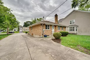 1221 N Webster St, Naperville, IL 60563 - Photo 2