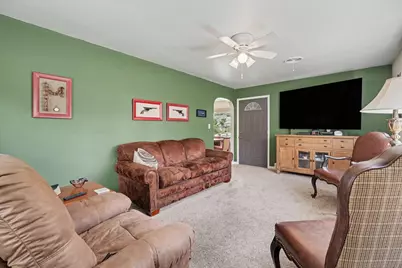 444 S Union Street, Paxton, IL 60957 - Photo 6