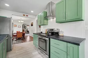 444 S Union St, Paxton, IL 60957 - Photo 14