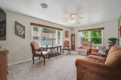 444 S Union Street, Paxton, IL 60957 - Photo 8