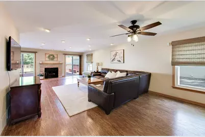2825 Eisenhower Drive, Des Plaines, IL 60018 - Photo 12