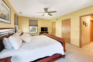 2825 Eisenhower Dr, Des Plaines, IL 60018 - Photo 20