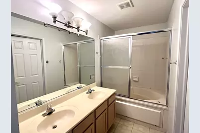 2405 Madiera Court, Buffalo Grove, IL 60089 - Photo 8