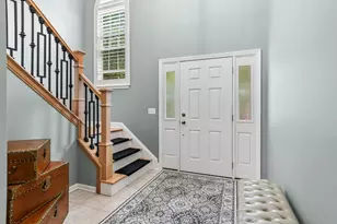 1869 Wagner Rd, Batavia, IL 60510 - Photo 2