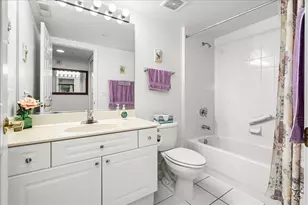 740 Creekside Dr, Mount Prospect, IL 60056 - Photo 18