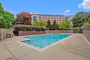 7201 N Lincoln Ave, Lincolnwood, IL 60712 - Photo 28