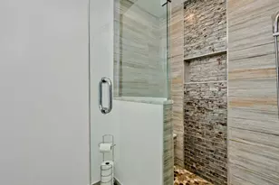 7201 N Lincoln Ave, Lincolnwood, IL 60712 - Photo 18