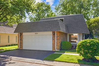 223 Pin Oak Drive #223, Wilmette, IL 60091 - Photo 4