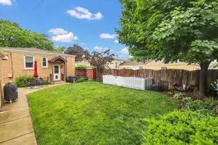 9205 Millard Ave, Evergreen Park, IL 60805 - Photo 30