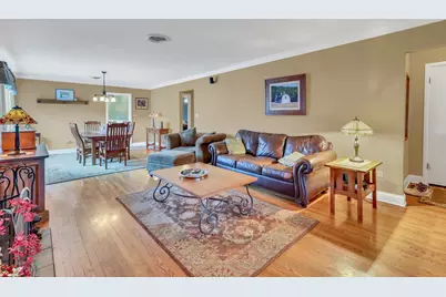 9205 Millard Avenue, Evergreen Park, IL 60805 - Photo 8
