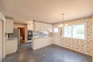 1227 Lynn Terrace, Highland Park, IL 60035 - Photo 6