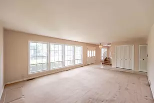 1227 Lynn Terrace, Highland Park, IL 60035 - Photo 4