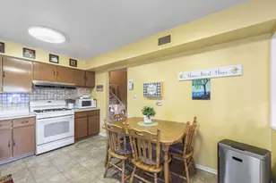 1920 Koehler Dr, Des Plaines, IL 60018 - Photo 12