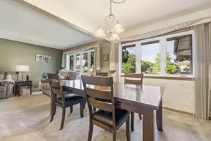 1920 Koehler Dr, Des Plaines, IL 60018 - Photo 10