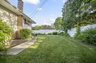 1920 Koehler Dr, Des Plaines, IL 60018 - Photo 40