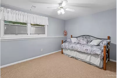 911 Western Avenue, Geneva, IL 60134 - Photo 22