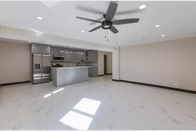442 E 48th Street #B1, Chicago, IL 60615 - Photo 12