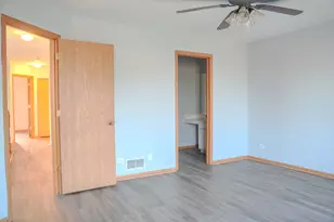 2208 Rebecca Cir, Montgomery, IL 60538 - Photo 16